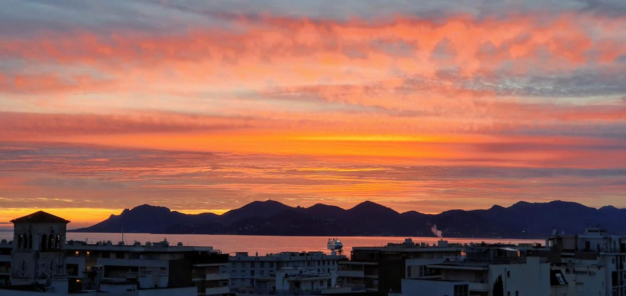 Villa Sur Le Toit - Vue Mer Exceptionnelle Cannes Exterior foto